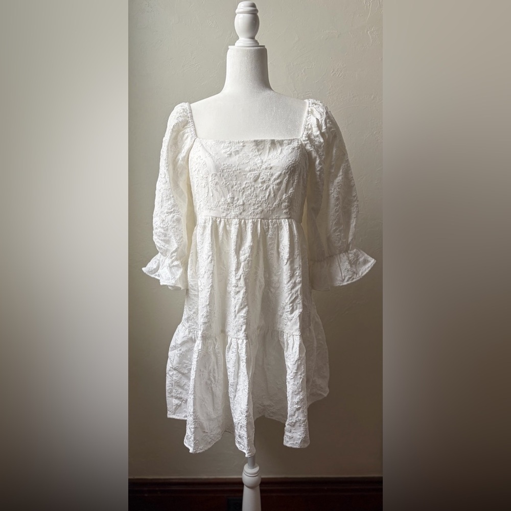 Entro NWT White Textured Babydoll Dress Puff Sleeve Square Neck Size Large